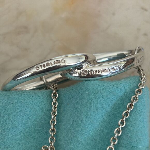 AuthenticTiffany & Co. Elsa Peretti Large Interlocking Ovals 925 Sterling Silver - Picture 5 of 11